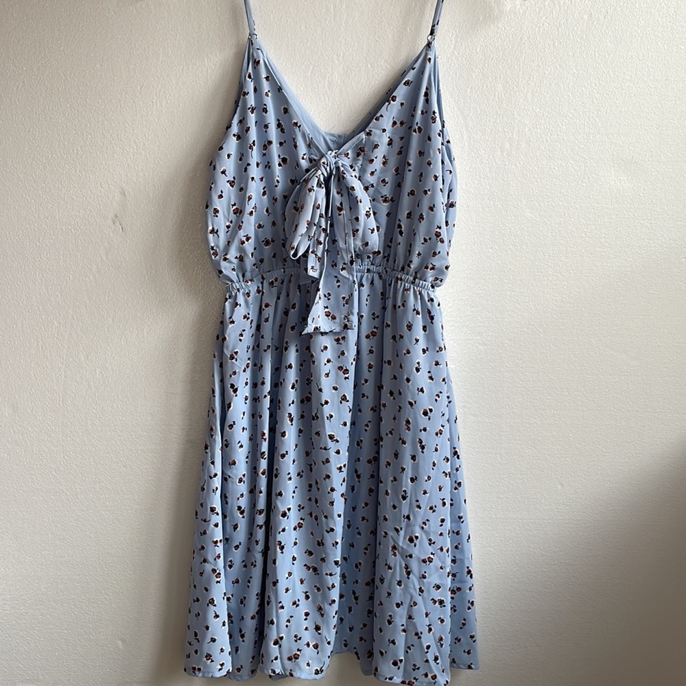 Sienna Sky faux button front floral fully lined spaghetti strap dress size small - Picture 4 of 6